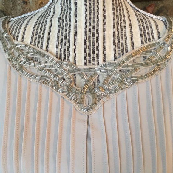 BcbgMaxAzria - Picture 3 of 6